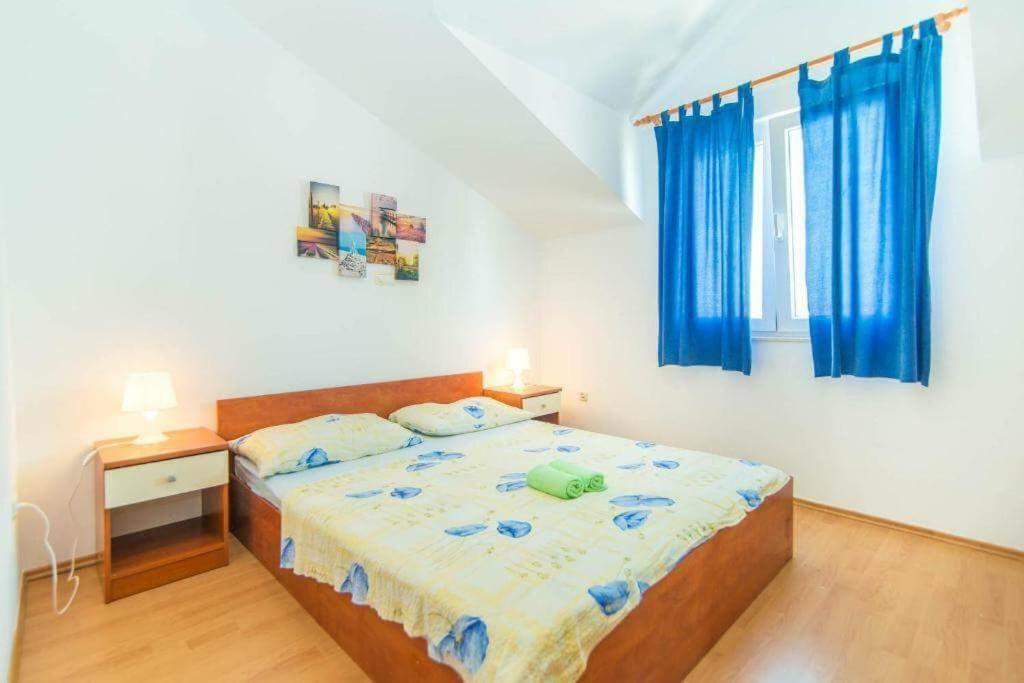 Apartmani Jerkin โวดีเซ ภายนอก รูปภาพ